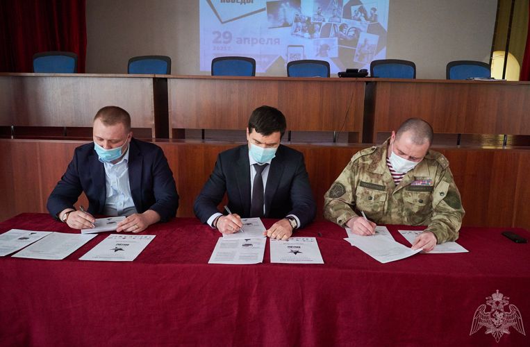 Росгвардейцы в Воронеже присоединились к всероссийской акции «Диктант Победы», посвященной событиям Великой Отечественной войны